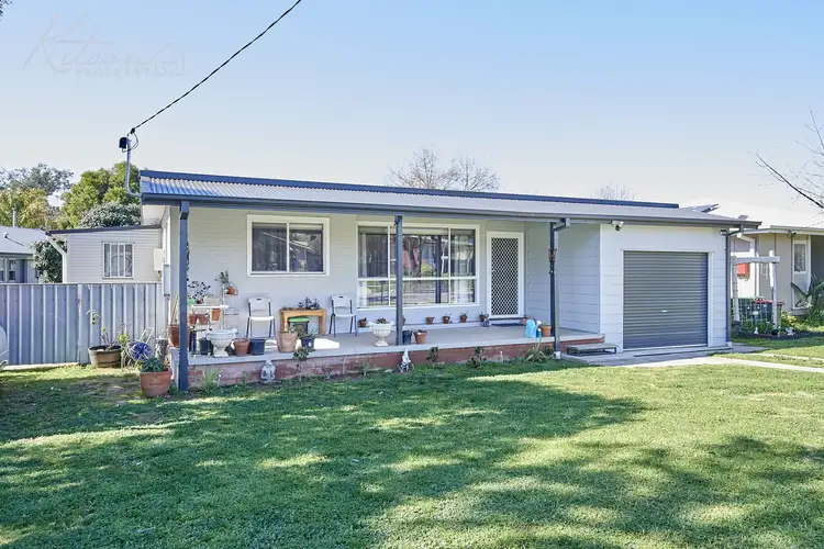 68 Ziegler Avenue, Kooringal NSW 2650