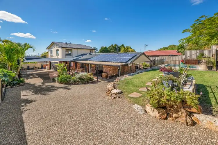 23 Jabiluka Drive, Highland Park QLD 4211