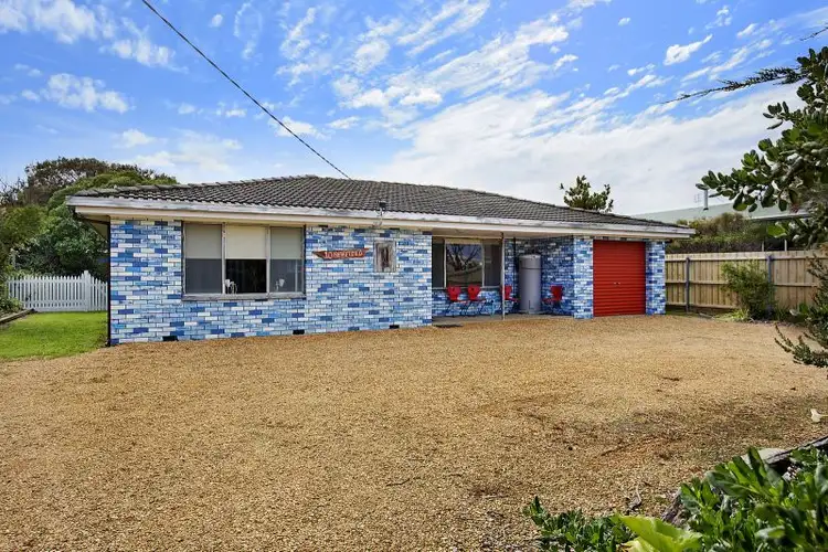 Main view of Homely house listing, 10 Newfield St, Peterborough VIC 3270