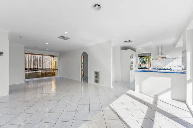 Sixth view of Homely house listing, 1 Buckland Court, Endeavour Hills VIC 3802