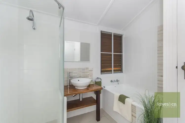 Sixth view of Homely house listing, 32 Estate Street, West End QLD 4810