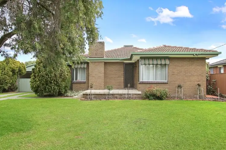 549 Hawkins Court, Lavington NSW 2641