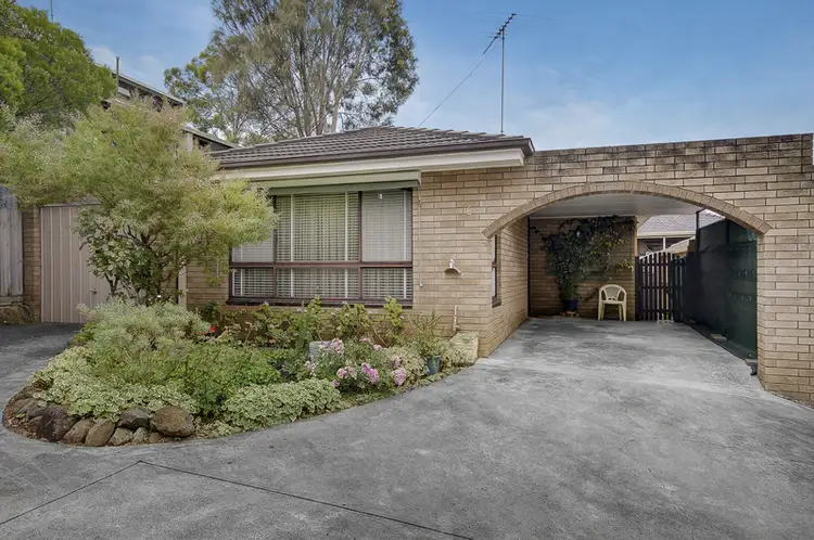 6/74 Barrabool Road, Highton VIC 3216