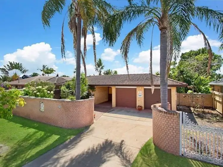 63 Boomerang Crescent, Sorrento QLD 4217