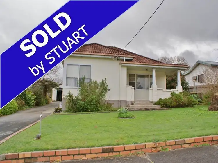 12 Law Street, Newborough VIC 3825