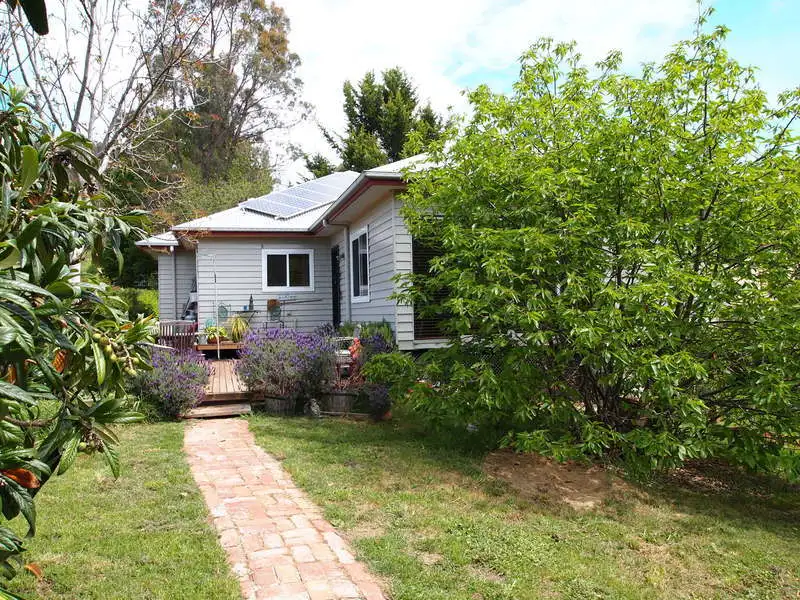 Main view of Homely house listing, 10 Coronation Ave, Bright VIC 3741
