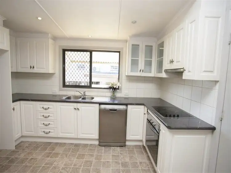 Sixth view of Homely house listing, 32 Birkett Street, Chinchilla QLD 4413