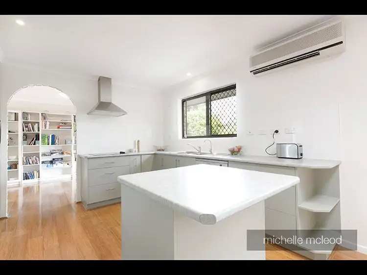 Fifth view of Homely house listing, 4 Bynoe Close, Chapel Hill QLD 4069
