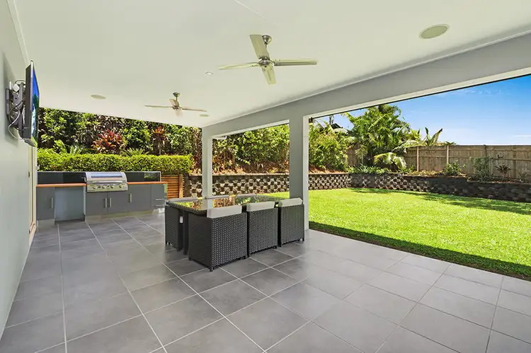 41 Daphne Drive, Redlynch QLD 4870