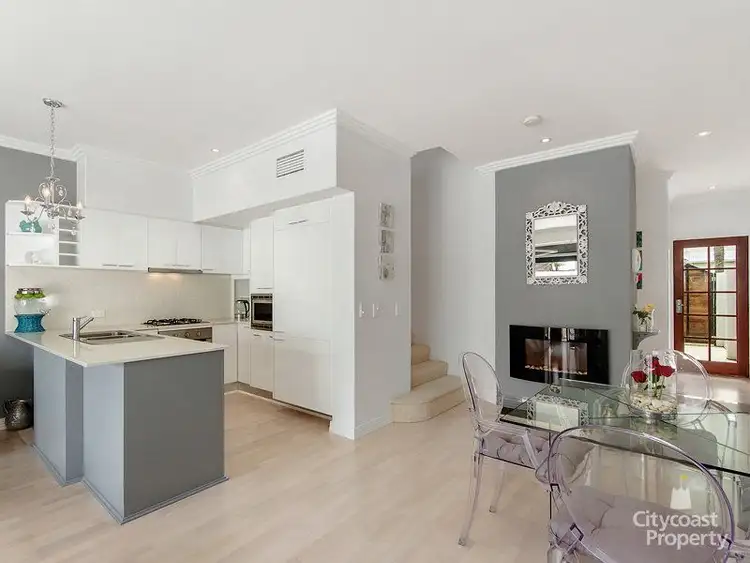 103 Salerno Street, Isle Of Capri QLD 4217