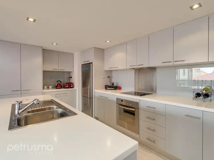 Third view of Homely apartment listing, 17/15 Zero Davey Hunter Street, Hobart TAS 7000