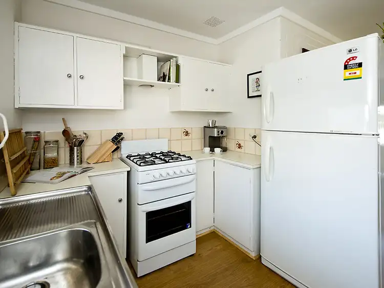 Fifth view of Homely apartment listing, 8/40 Cunningham Terrace, Daglish WA 6008