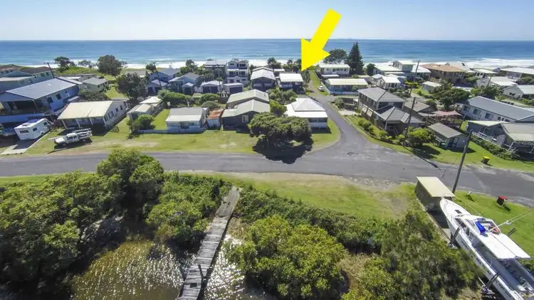 56 Main Street, Wooli NSW 2462