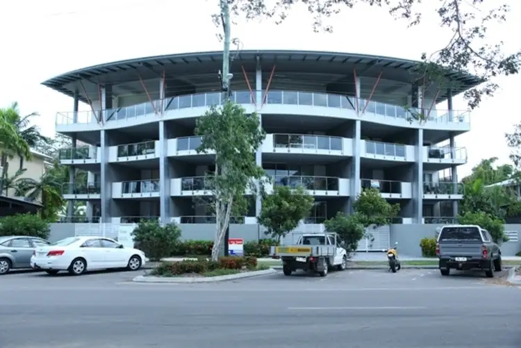 2/96 Mitchell Street, North Ward QLD 4810