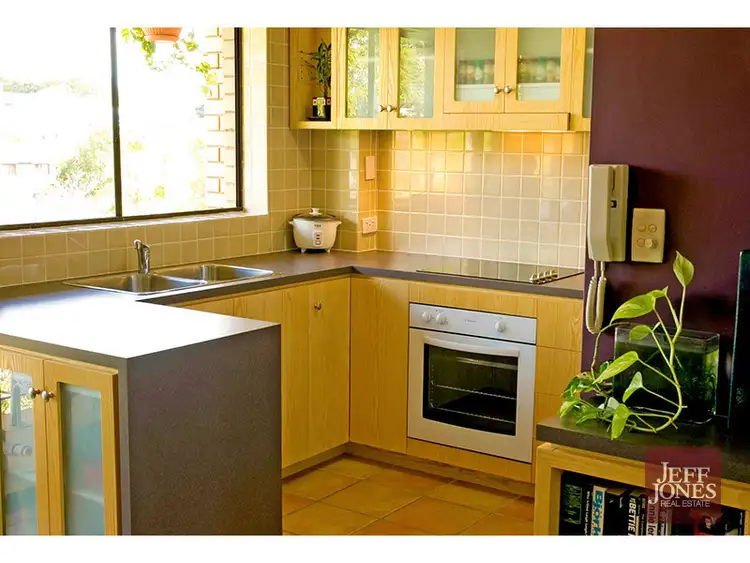 Third view of Homely unit listing, 6/58 Peach Street, Greenslopes QLD 4120