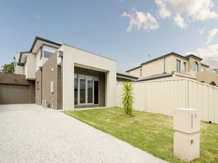 28 Seaview Crescent, Seaholme VIC 3018