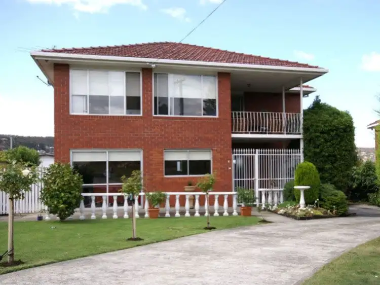 4 Lara Street, Howrah TAS 7018