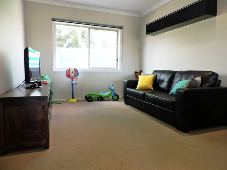 Seventh view of Homely house listing, 8 Higgins Court, Bacchus Marsh VIC 3340