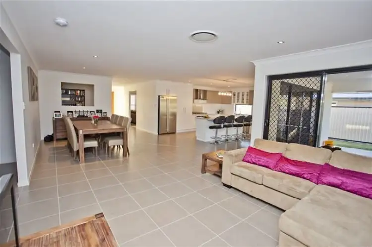 Fifth view of Homely house listing, No. 11 Skewis Street, Chinchilla QLD 4413