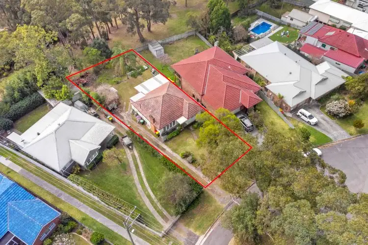 100 Rae Crescent, Kotara NSW 2289