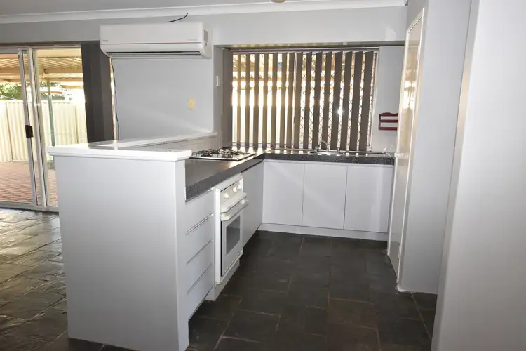 Fifth view of Homely house listing, 2 Ballard Place, Maddington WA 6109
