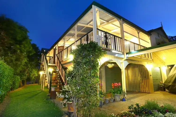2 Nandi Terrace, Pacific Pines QLD 4211