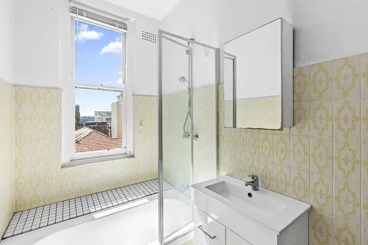 Fifth view of Homely studio listing, 407/3 Greenknowe Avenue, Elizabeth Bay NSW 2011
