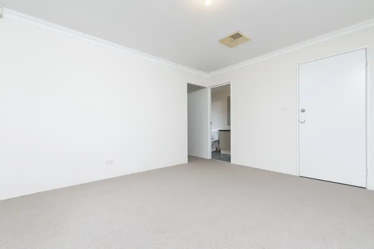 Seventh view of Homely house listing, 4 Burleigh way, Aubin Grove WA 6164