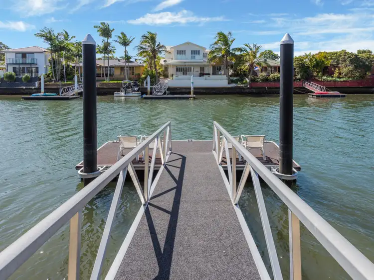 31 Pebble Beach Drive, Runaway Bay QLD 4216