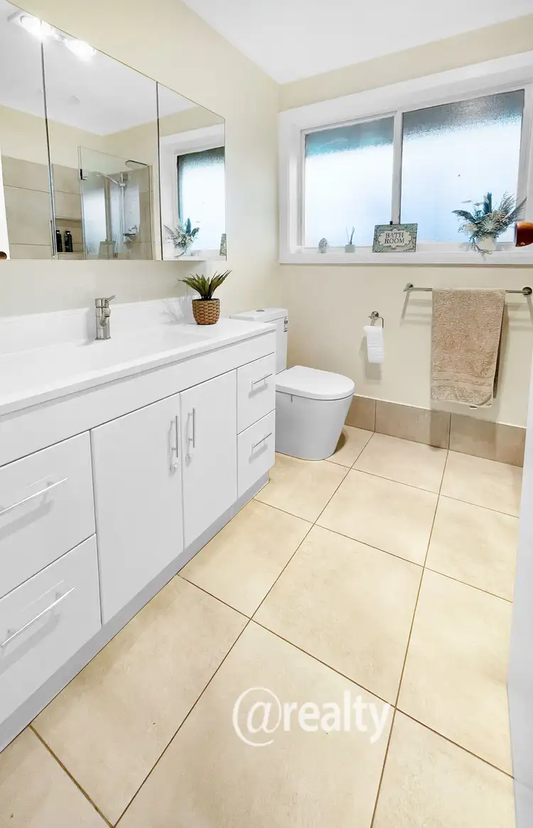 Sixth view of Homely unit listing, 1/4 Norman Road, Drouin VIC 3818