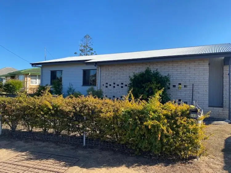102 Elliott Heads Road, Avenell Heights QLD 4670