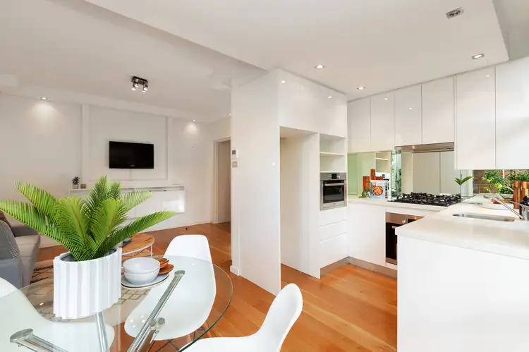 Fourth view of Homely apartment listing, 16/22 New Beach Road, Darling Point NSW 2027