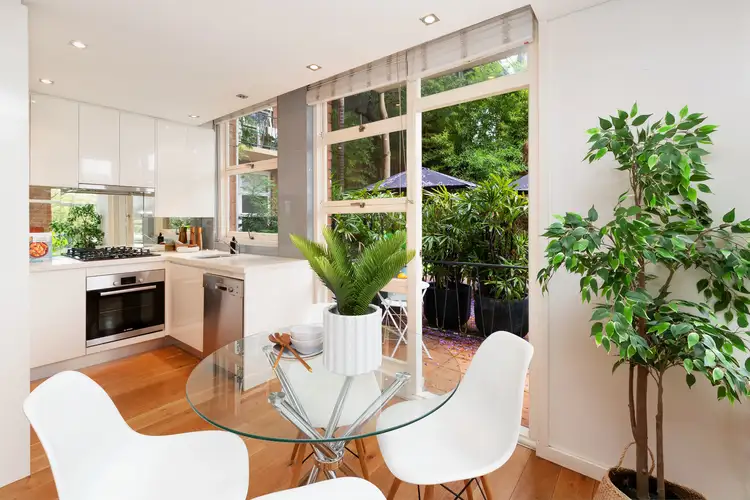 Fifth view of Homely apartment listing, 16/22 New Beach Road, Darling Point NSW 2027