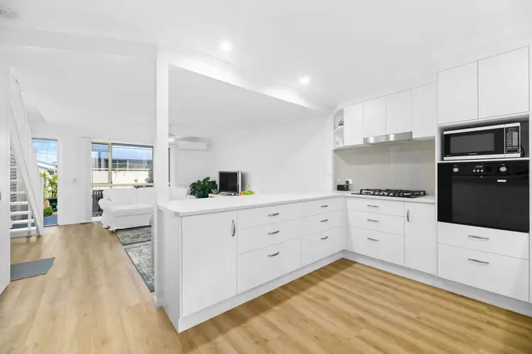 Fourth view of Homely townhouse listing, 5/25 Glenora Street, Wynnum QLD 4178