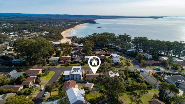 19 Bannister Head Road, Mollymook Beach NSW 2539