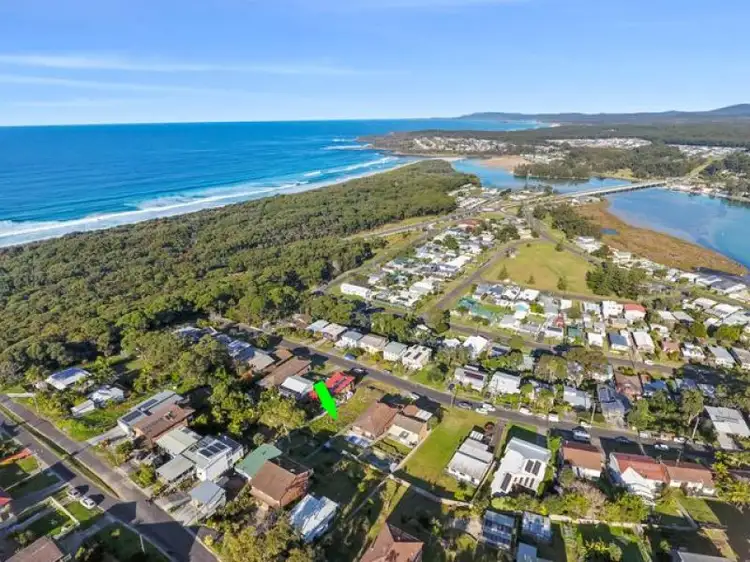 49 Canberra Crescent, Burrill Lake NSW 2539