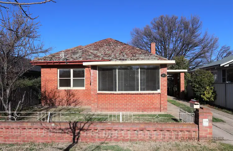 262 Rocket Street, Bathurst NSW 2795