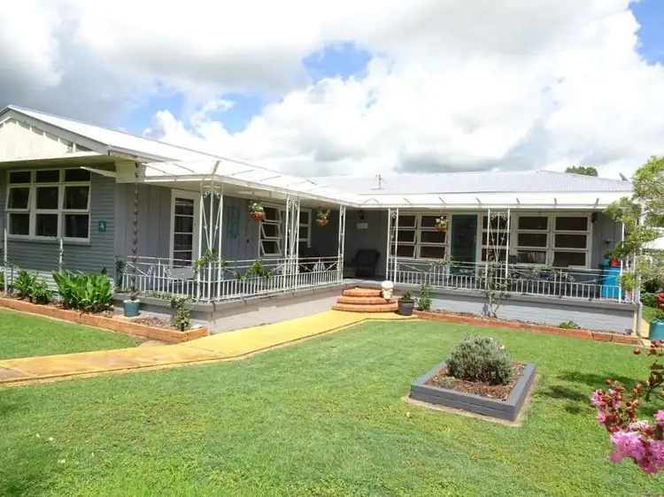21 Park Road, Crows Nest QLD 4355