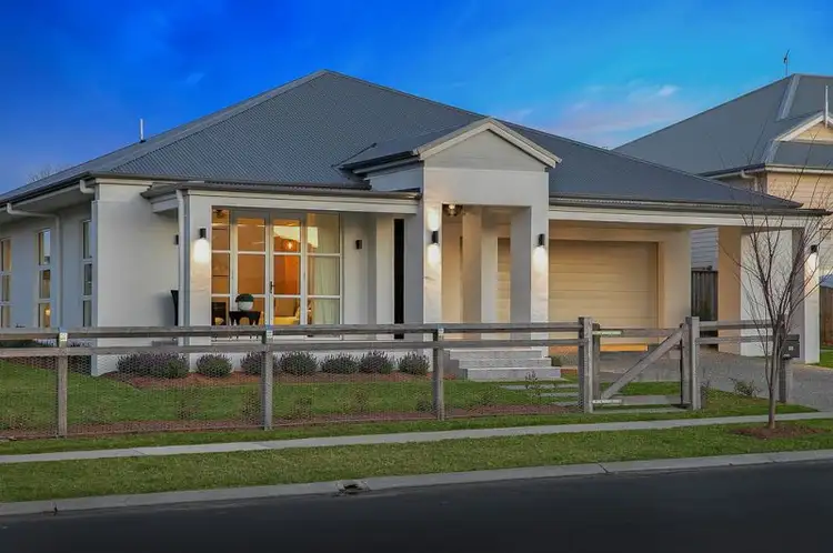 28 Sir James Fairfax Circuit, Bowral NSW 2576