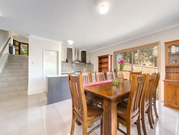 10 Cook Close, Southport QLD 4215