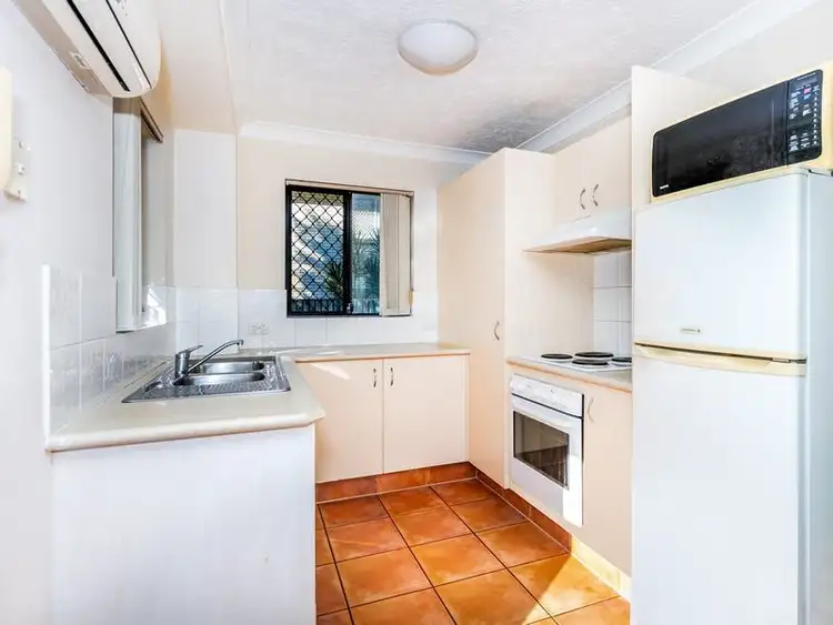 Seventh view of Homely unit listing, 8/11 Owens Lane, Southport QLD 4215