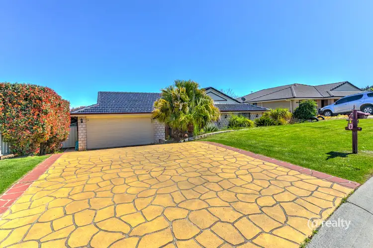 6 James Place, Oxley Vale NSW 2340