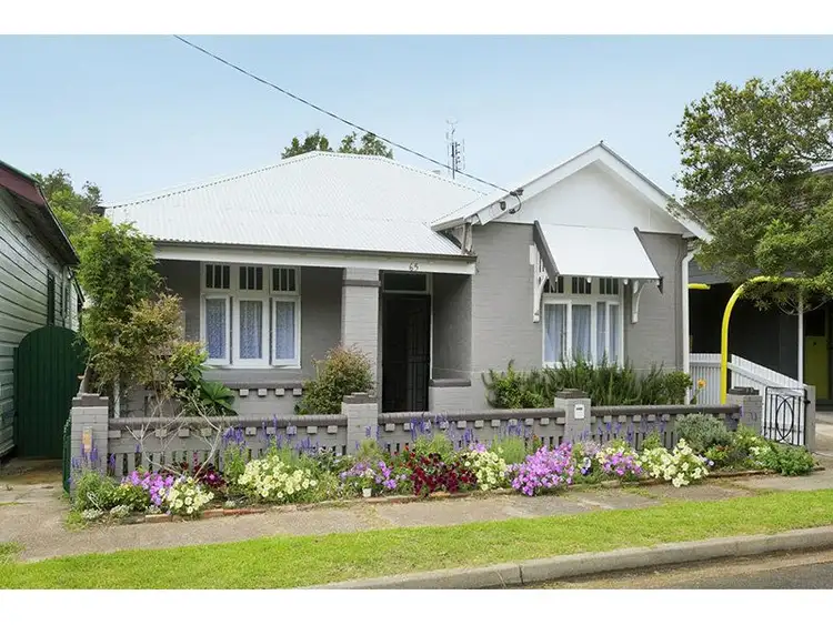 65 Donald Street, Hamilton NSW 2303