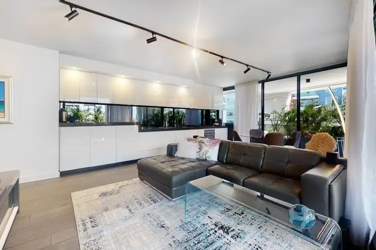 Fifth view of Homely unit listing, 403/11A Lachlan Street, Waterloo NSW 2017