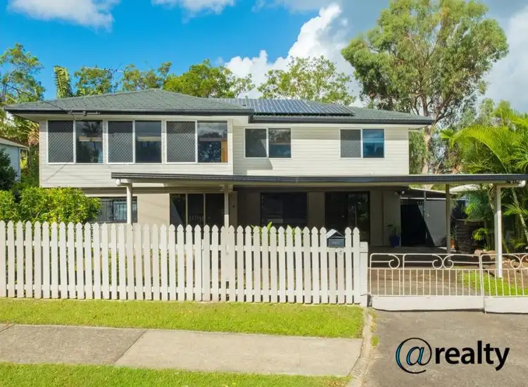 6 Leaza Street