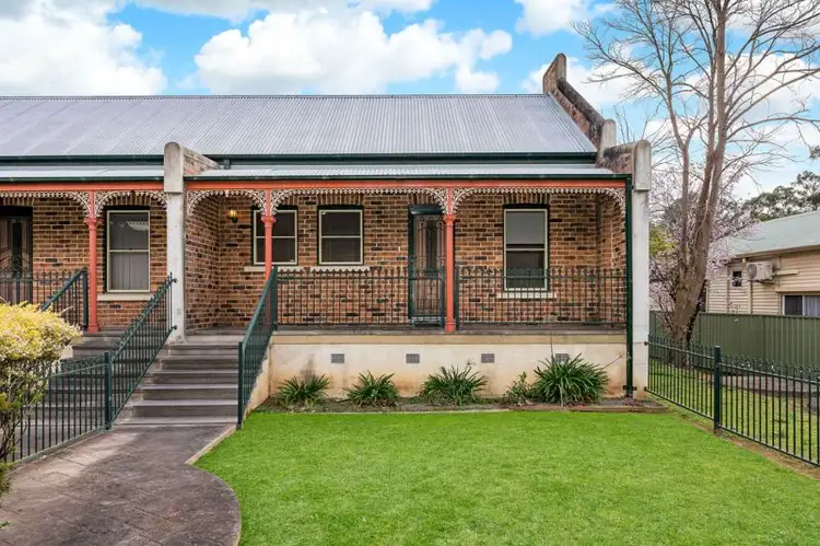 4/141 Menangle Street West, Picton NSW 2571