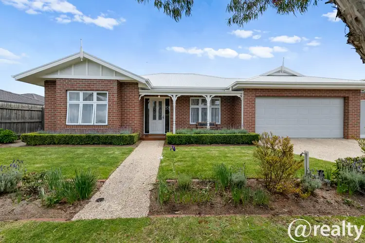 11 Royanne Close, Bunyip VIC 3815