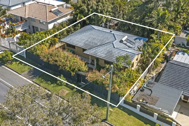 16 Coolibah Street, Southport QLD 4215
