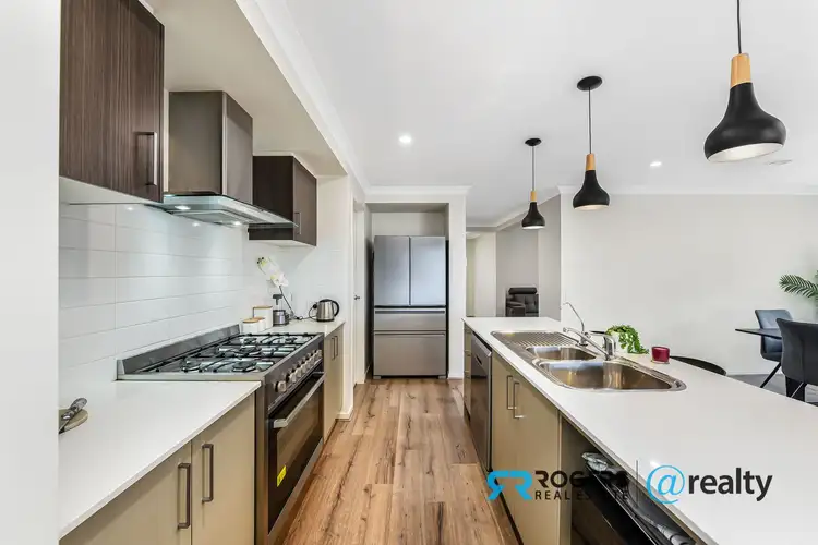 83 Castillo Avenue, Clyde North VIC 3978