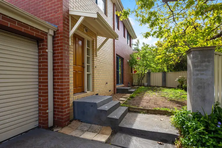 1/2D Ireland Street, Burwood VIC 3125